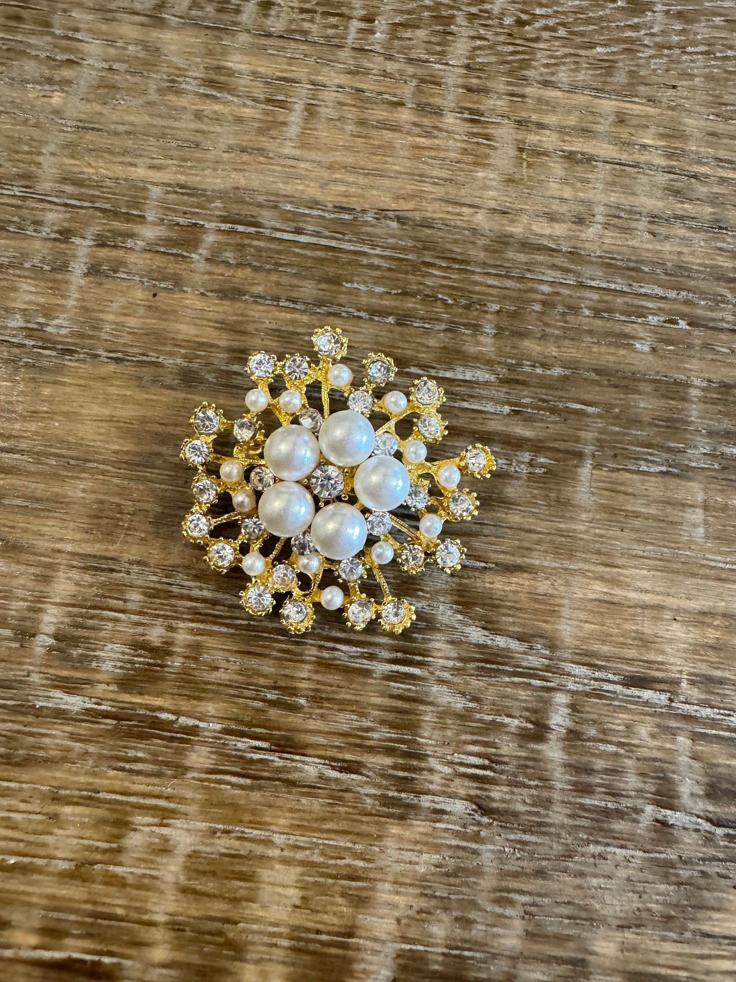 Starburst Gold Pearl Rhinestone Brooch, 2" Wide