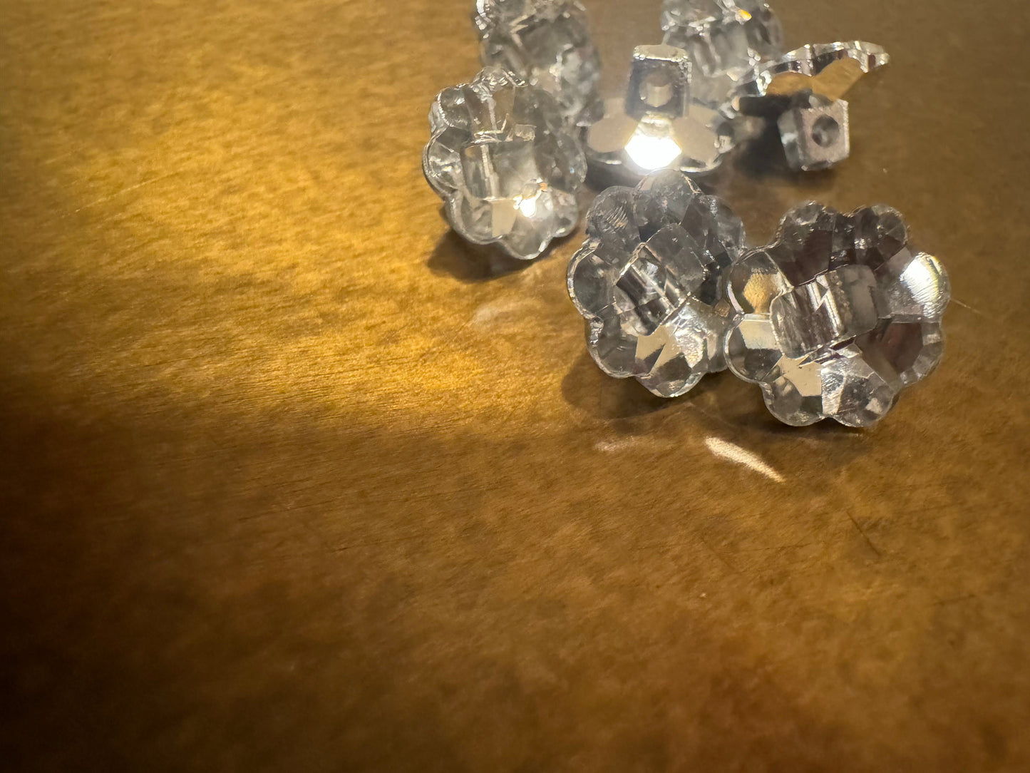 6pcs Jewel Daisy Shank Buttons, 12mm 20L