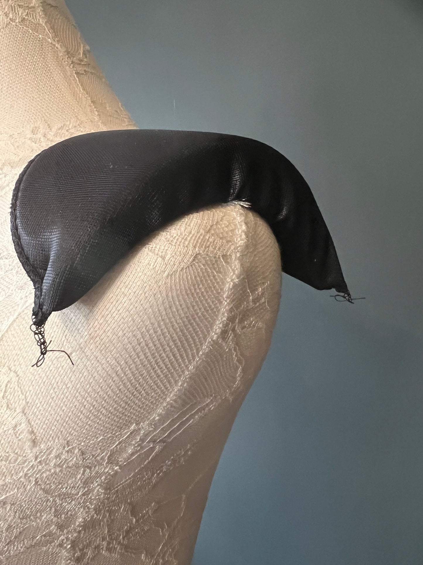 1 pair, Removable Deep Covered Shoulder Pads, 1cm, 2cm, 3cm Thickness, Black, Ivory, Blazer, Coat, Dresses, Tailors, High Quality, UK Made