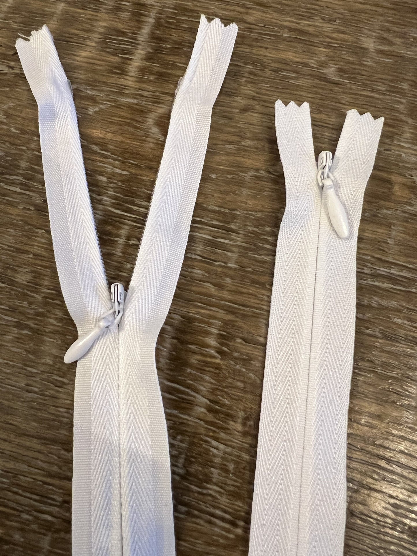 Concealed Zips ,Black, White, Ivory, 9 sizes, HQG