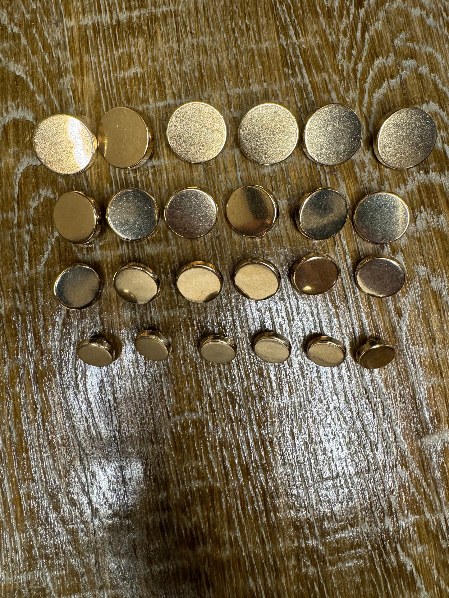 6pc, Gold Alloy Metal Buttons, 18L, 24L, 28L, 32L, 11.5mm, 15mm, 18mm, 21mm