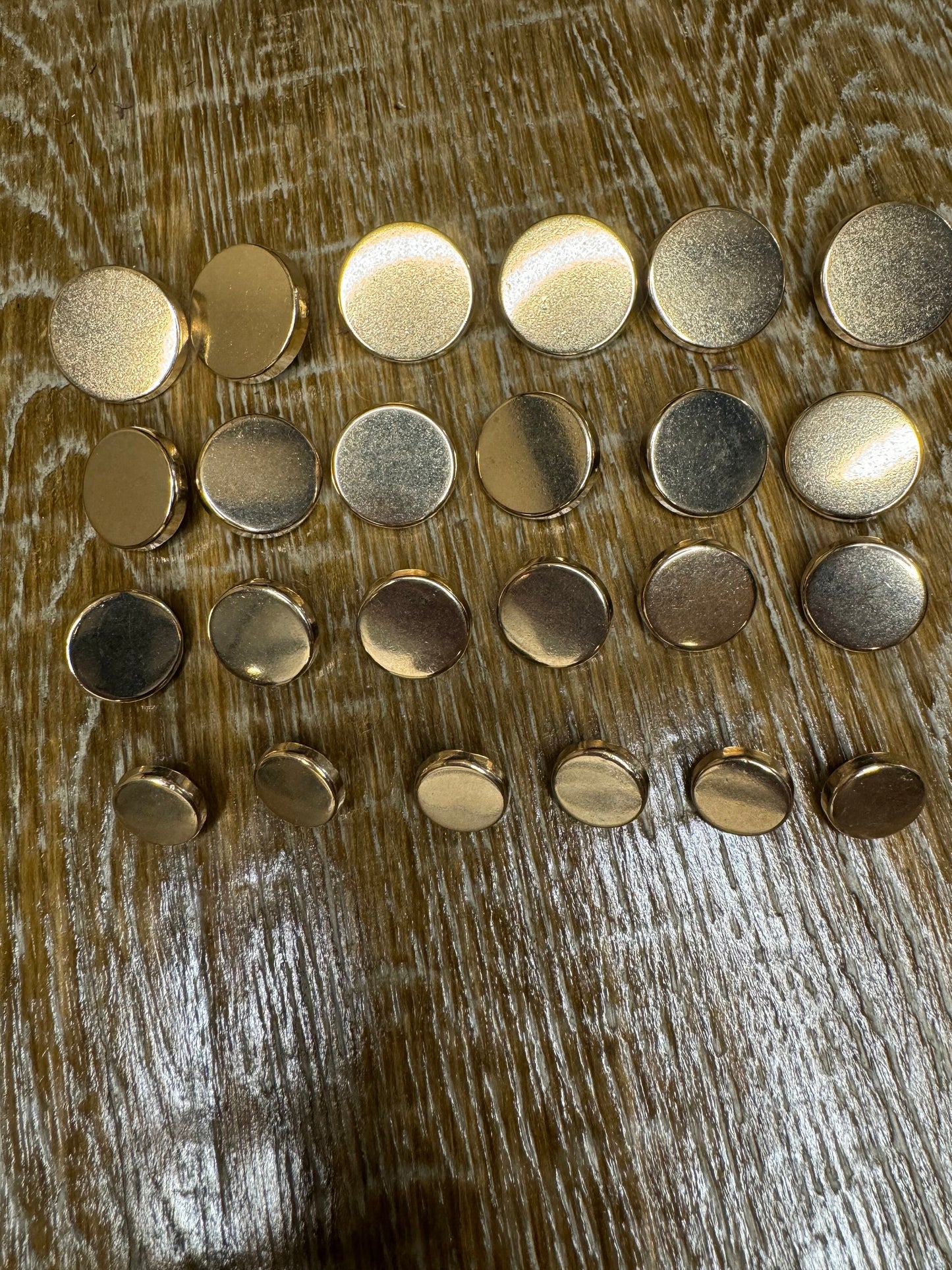 6pc, Gold Alloy Metal Buttons, 18L, 24L, 28L, 32L, 11.5mm, 15mm, 18mm, 21mm