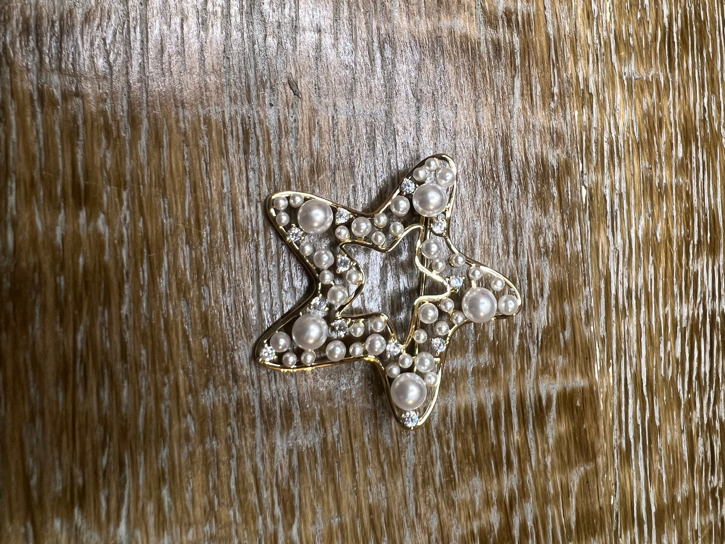 Starfish Pearl Brooch, 4cm, Gold, Pin on, Gift, Accessory, Brooch