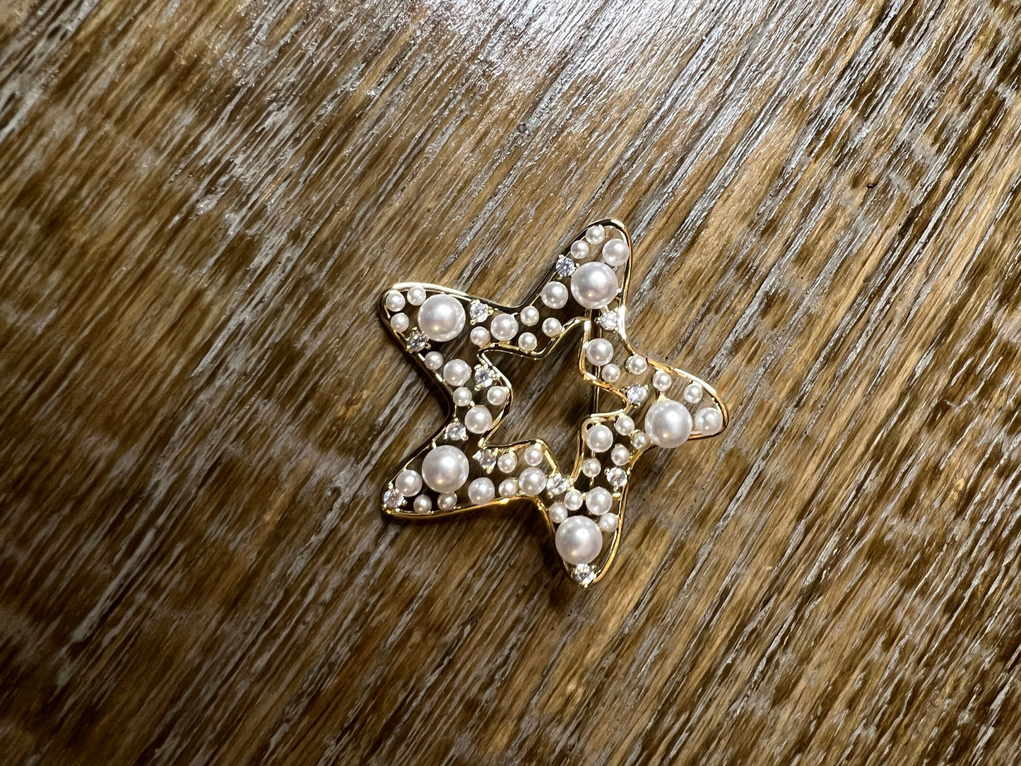 Starfish Pearl Brooch, 4cm, Gold, Pin on, Gift, Accessory, Brooch