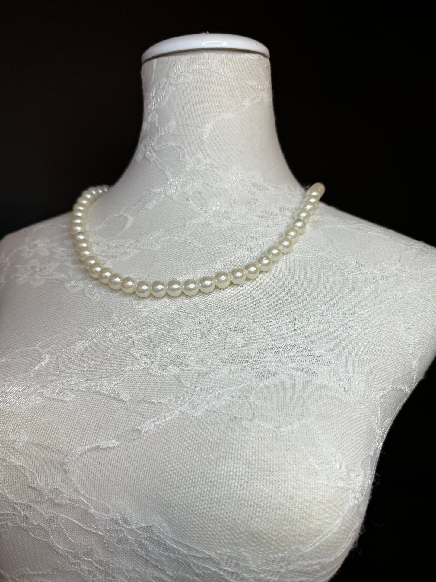 Pearl Bead Necklace, Fashionable Elegant Necklace, Cream Pearl Necklace