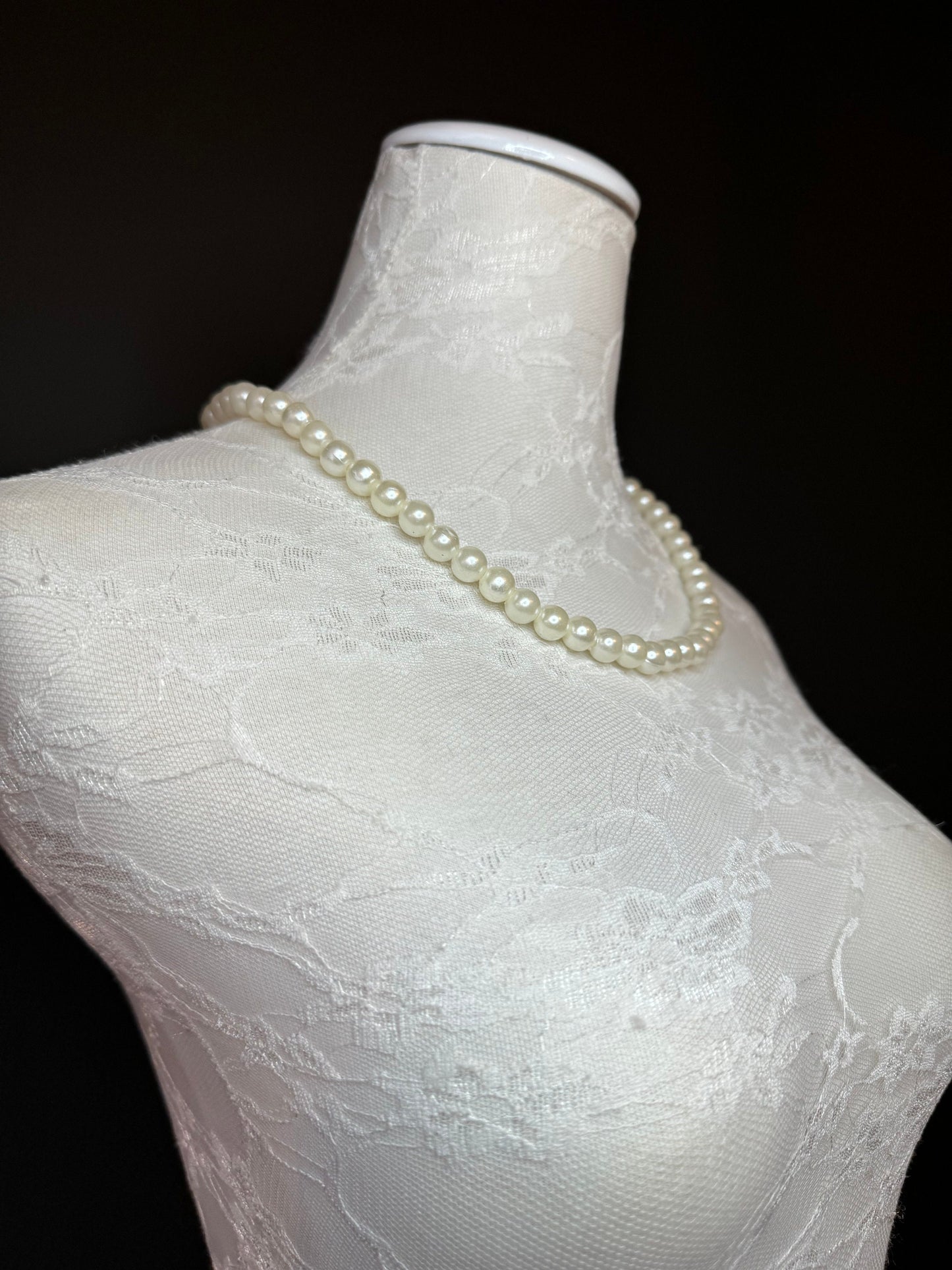 Pearl Bead Necklace, Fashionable Elegant Necklace, Cream Pearl Necklace