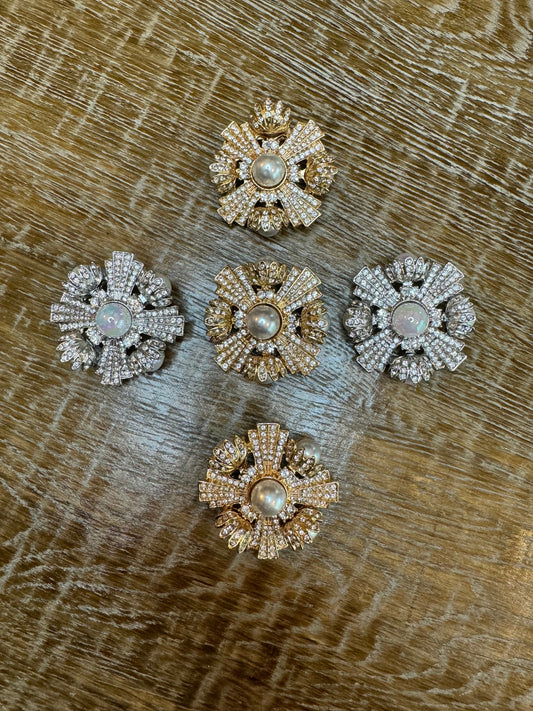 Brooch Rhinestone Crystal Brooch Jewel Brooch, Stunning Brooch, Wedding, Bridal, Sash, Pin on Brooch, Gold, Silver, Elegant, Dress, Blazer