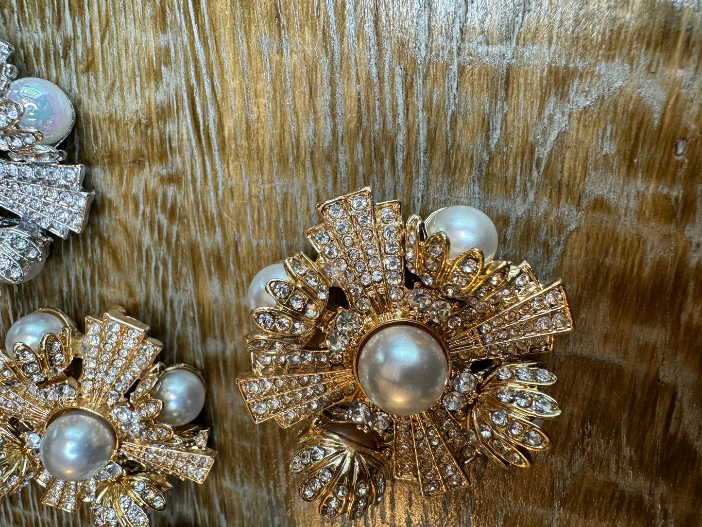 Brooch Rhinestone 2” Crystal Brooch Jewel Brooch, Stunning Brooch, Wedding, Bridal, Sash, Pin on, Gold, Silver, Elegant, Dress, Blazer