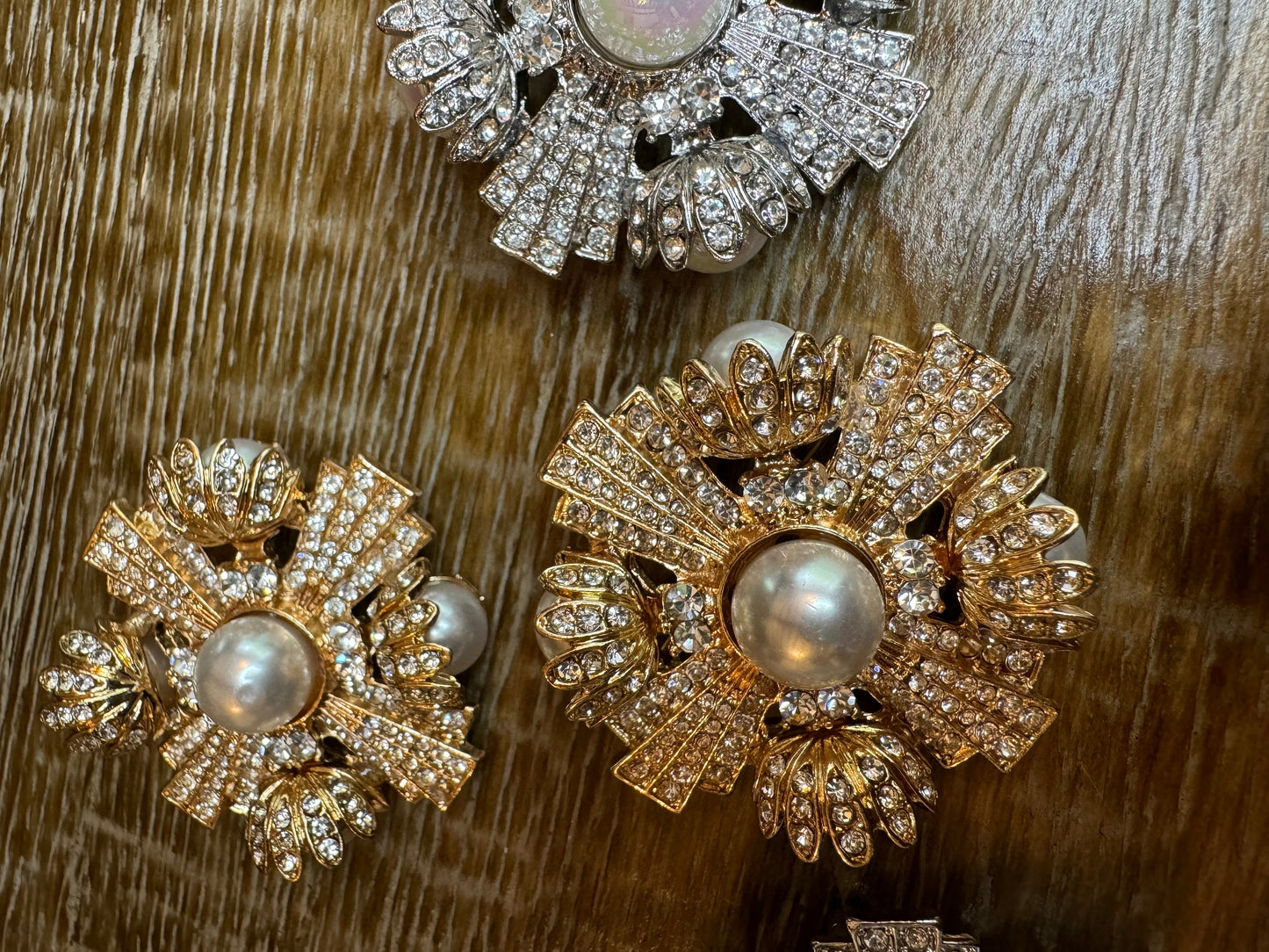 Brooch Rhinestone 2” Crystal Brooch Jewel Brooch, Stunning Brooch, Wedding, Bridal, Sash, Pin on, Gold, Silver, Elegant, Dress, Blazer