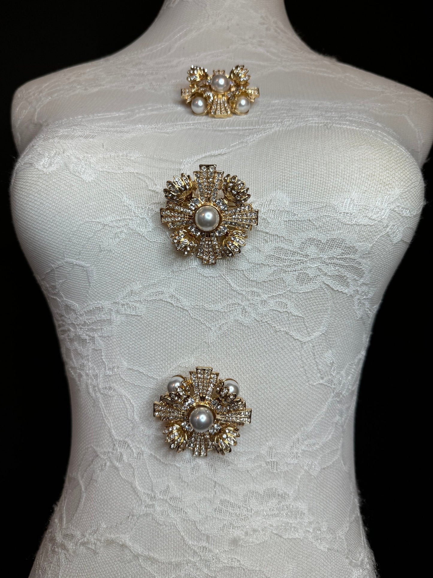 Brooch Rhinestone Crystal Brooch Jewel Brooch, Stunning Brooch, Wedding, Bridal, Sash, Pin on Brooch, Gold, Silver, Elegant, Dress, Blazer