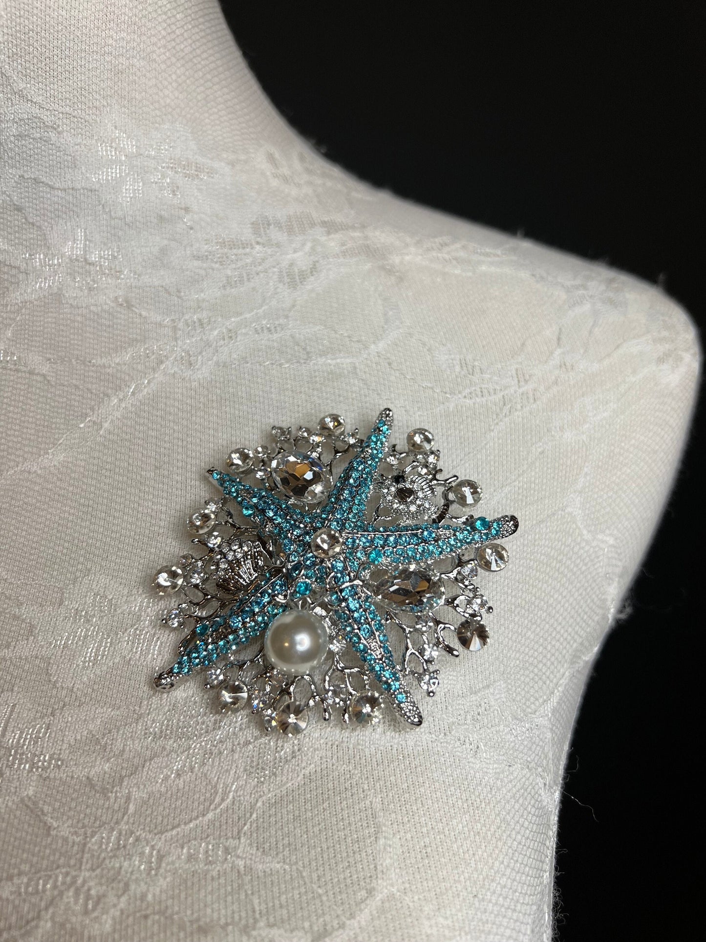 8cm Starfish Centre Rhinestone Pearl Brooch Pin, Silver, Blue