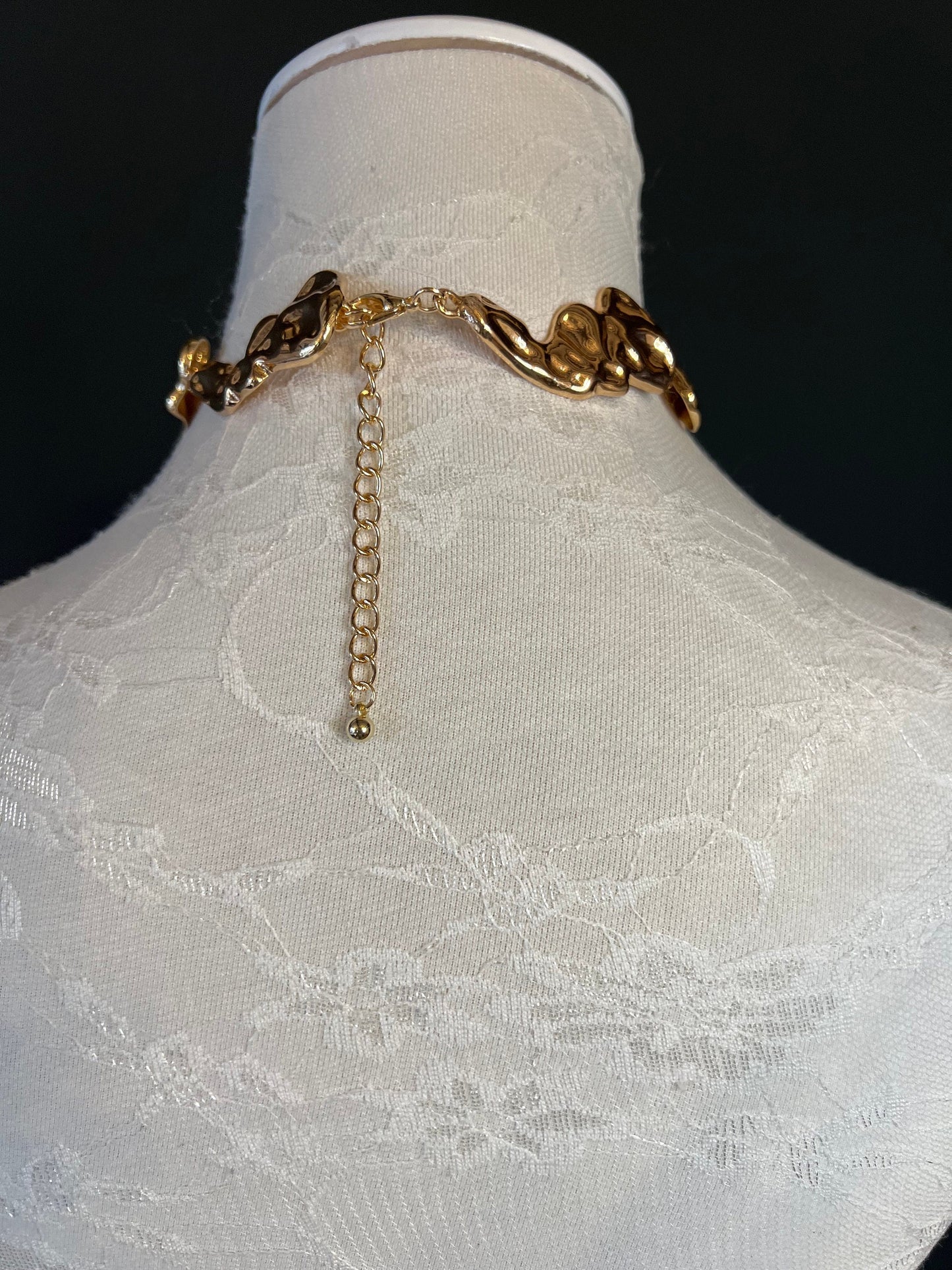 Gold Hammered Necklace FAN Accessory, Hammered Necklace, Gift, Fashion Necklace