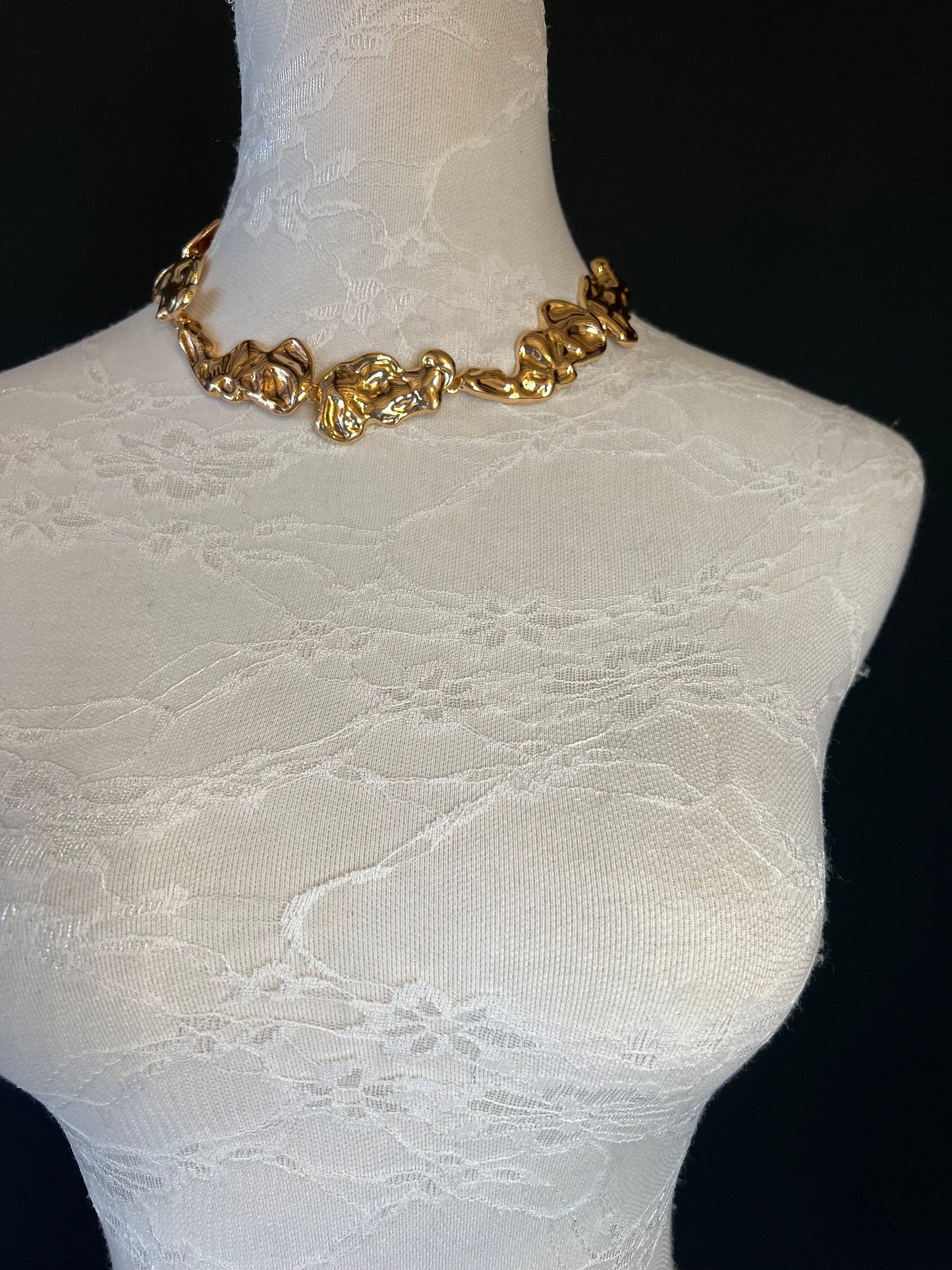 Gold Hammered Necklace FAN Accessory, Hammered Necklace, Gift, Fashion Necklace