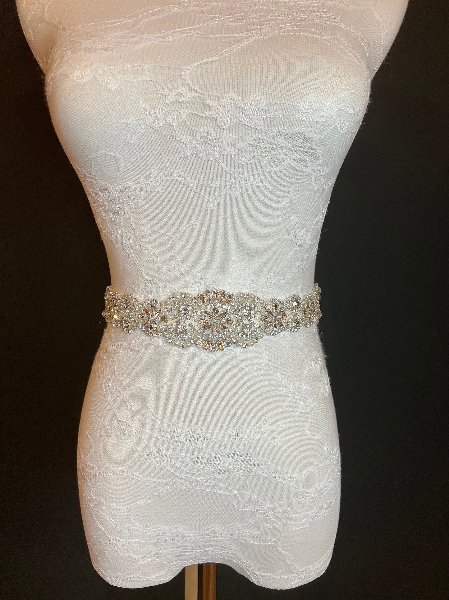 Wedding Belt, Bridal Belt, Sash Belt, Crystal Rhinestone, Cream Ribbon