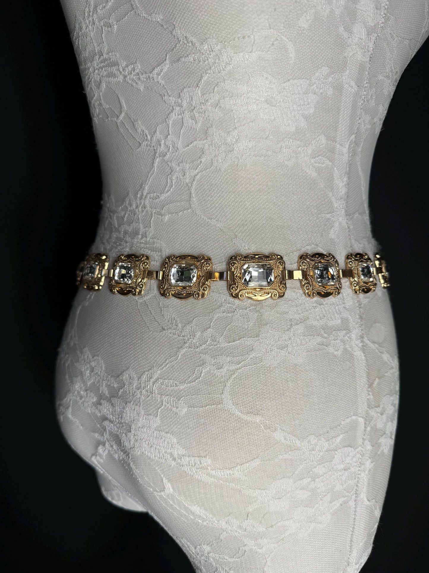 X-long Metal Jewel Belt, Metal Diamanté Belt, Teen Sizes, Size 18”-60”, Fan Design, Fan Collection, Gold, Metal belt, Fashion Accessory