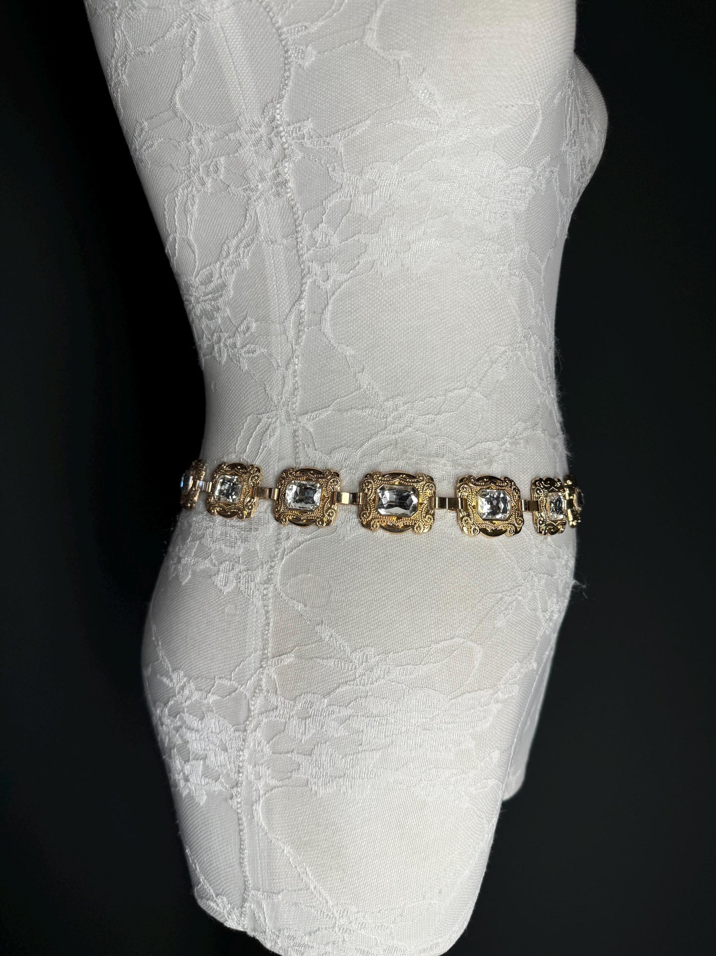 X-long Metal Jewel Belt, Metal Diamanté Belt, Teen Sizes, Size 18”-60”, Fan Design, Fan Collection, Gold, Metal belt, Fashion Accessory