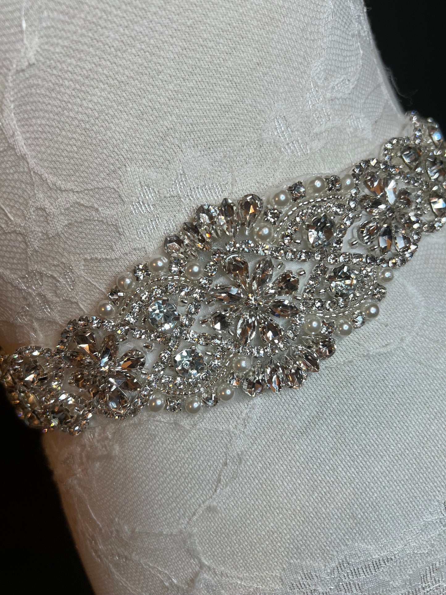 Wedding Belt, Bridal Belt, Sash Belt, Crystal Rhinestone with Silver Base, Ivory Ribbon