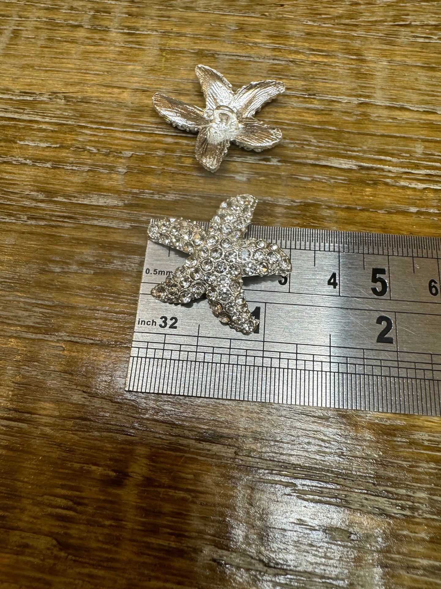 Starfish Rhinestone Shank Buttons, Silver or Gold Finish, Handmade Embellishments 20-30mm size
