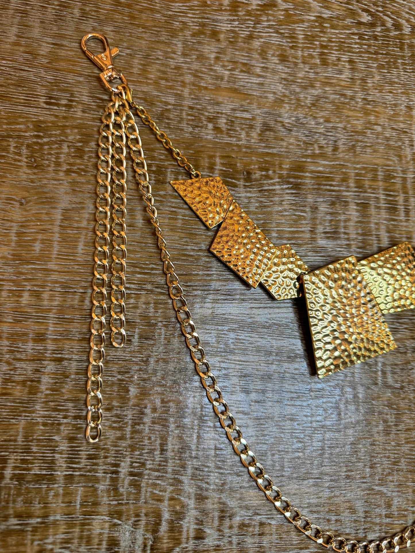 Gold Assymetric Hammered Metal Jeans Chain