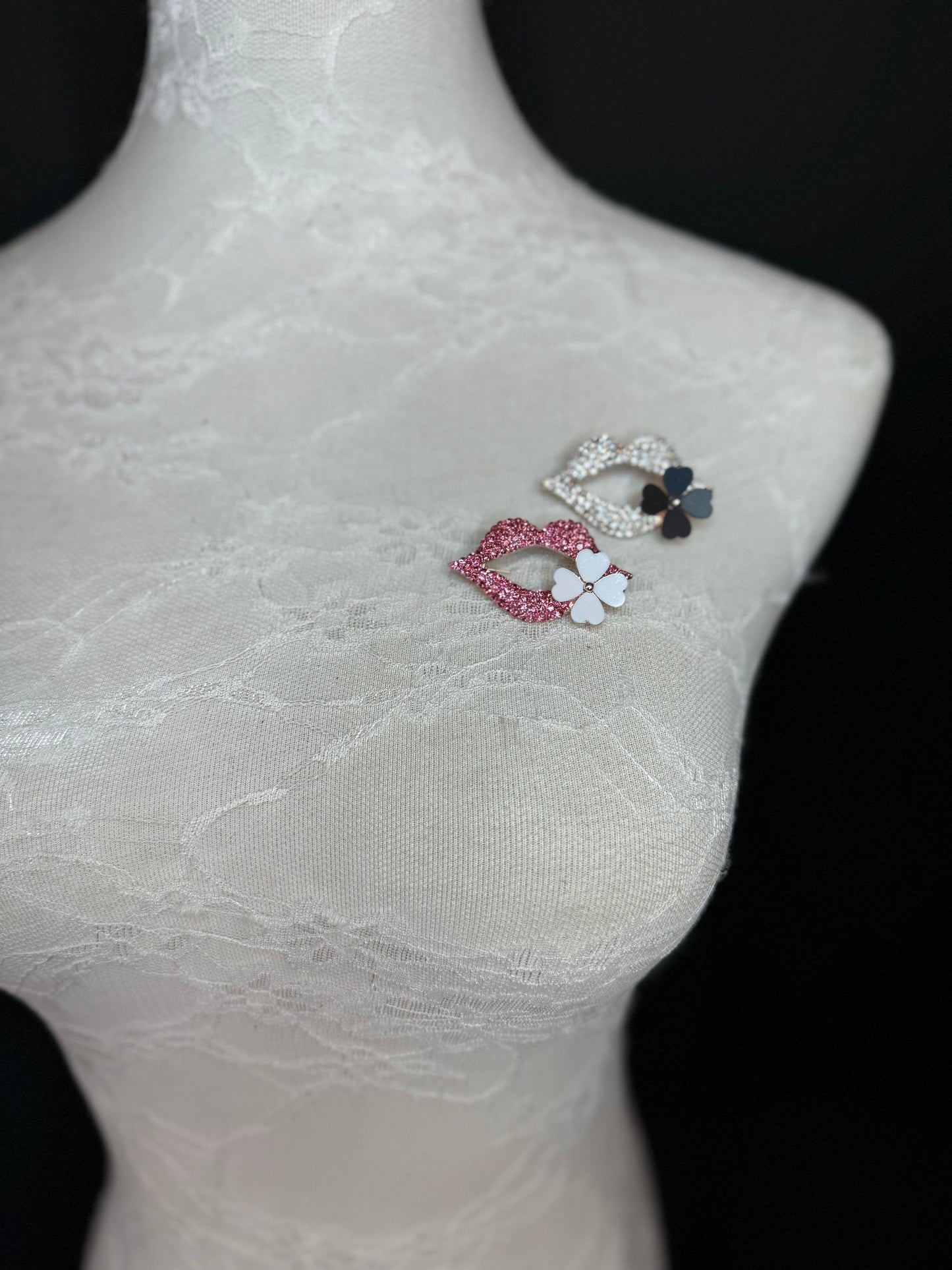 Rhinestone Lips Brooch, Diamanté Brooches, Diamanté Brooch, Pink, Jewel Brooch, Gift, Quality Brooch, 5cm, Pin on Brooch, 2” Size Brooch