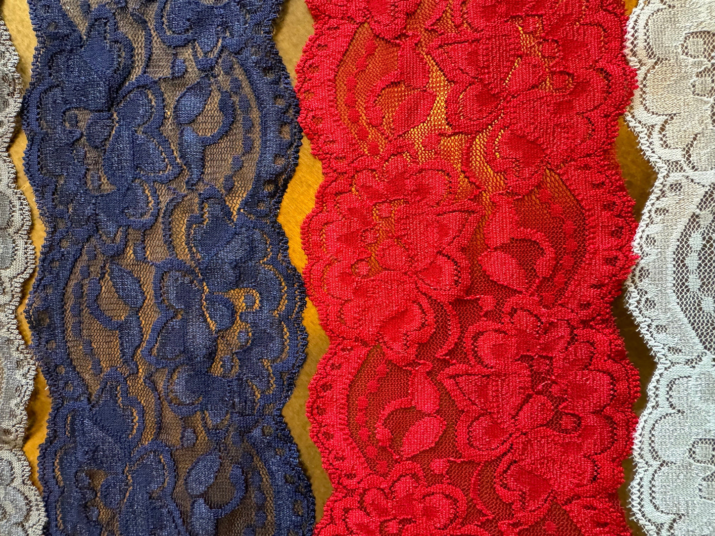 Wide Floral Stretch Lace Trim, Double Scallop, 3.5 Inch