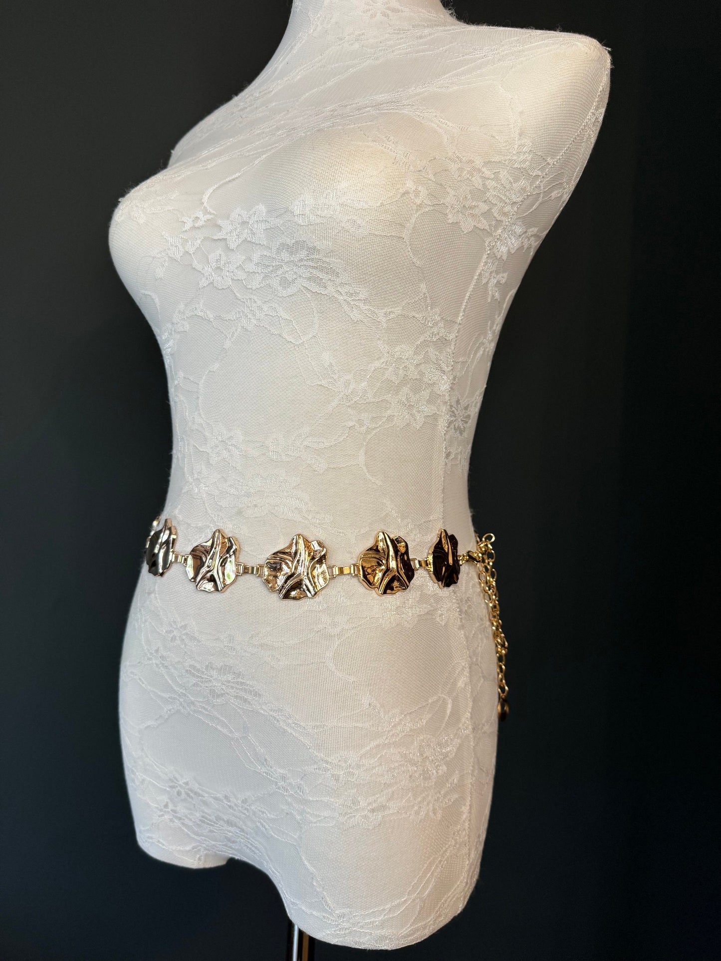 X-long Starfish Hammered Buckle Belt, Metal Belt, Teen Sizes, Sizes 18”-60”, Fan Design, Fan Collection, Gold, Metal belt, Fashion Accessory