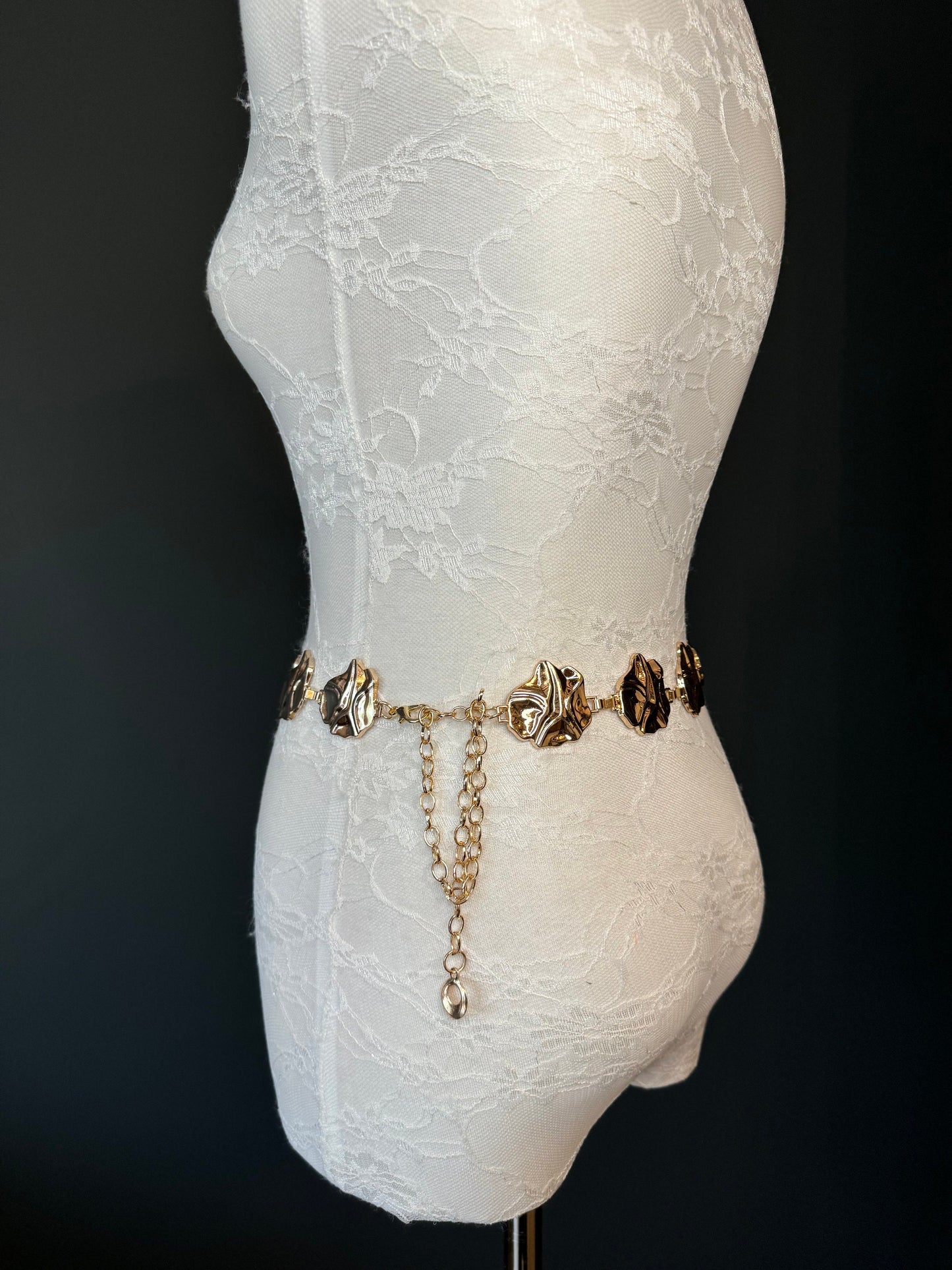 X-long Starfish Hammered Buckle Belt, Metal Belt, Teen Sizes, Sizes 18”-60”, Fan Design, Fan Collection, Gold, Metal belt, Fashion Accessory