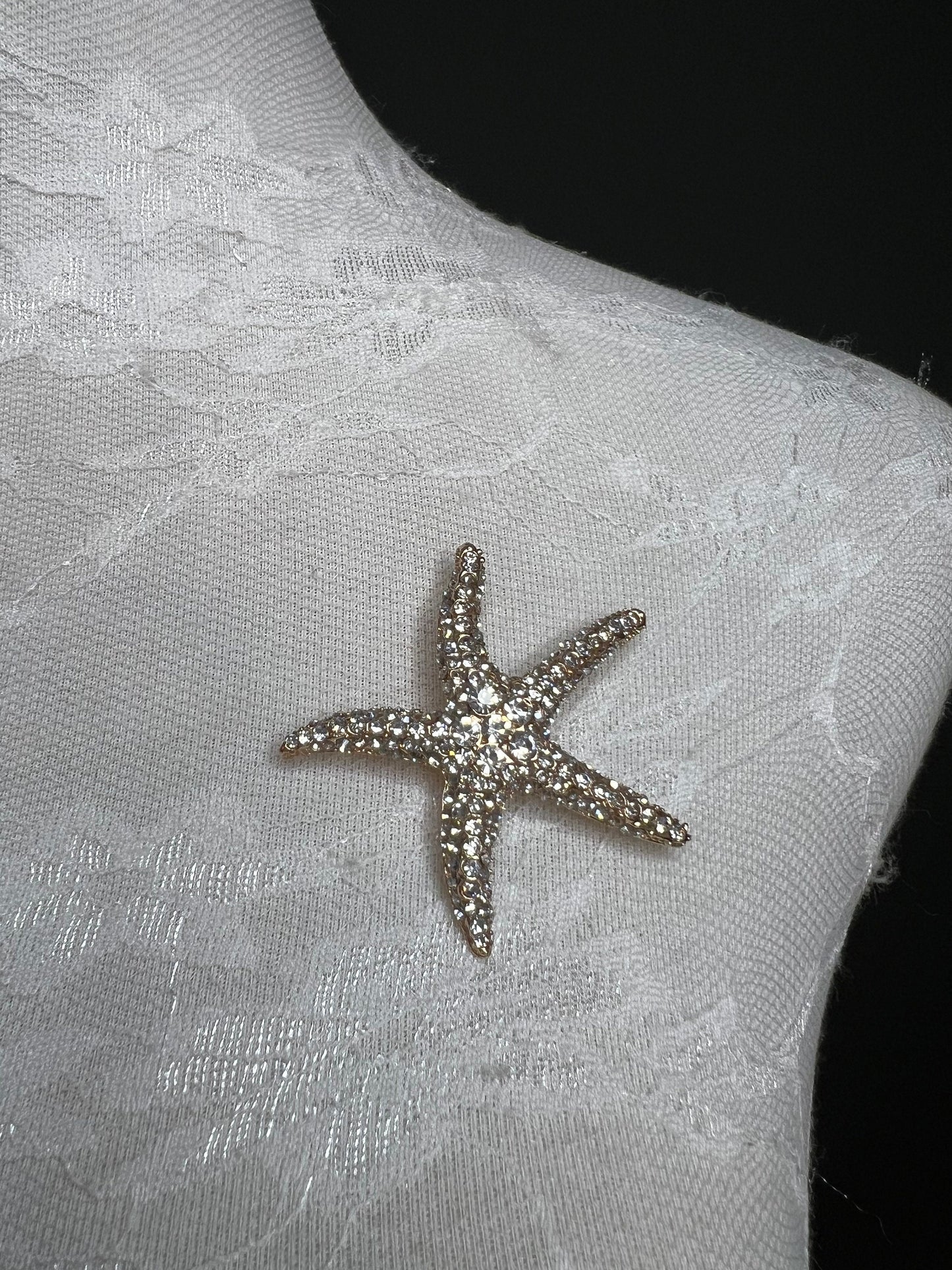 6cm Starfish Rhinestone Brooch Pin, 9 colours, Gold, Silver, Multicolour, FAN Design, Gift, Accessory, FAN Design, 2.5” Size Brooch,Swimwear