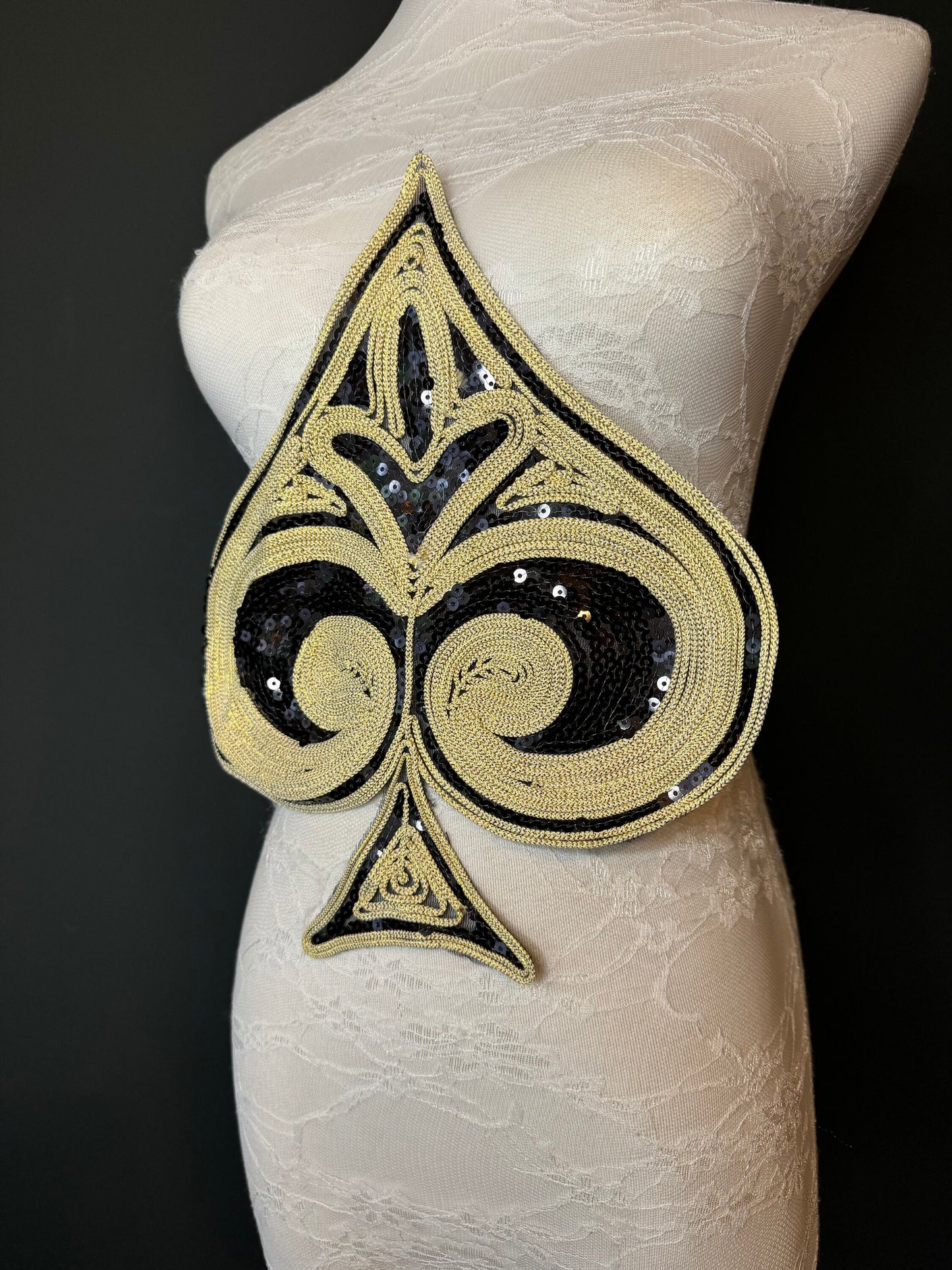 Lurex Motif, Spades, Ace of Spades, Motif, Sew on, Sequins, Crafts, Furnishings, Bags, Clothing, Costume, Fashion, Gold, Black,