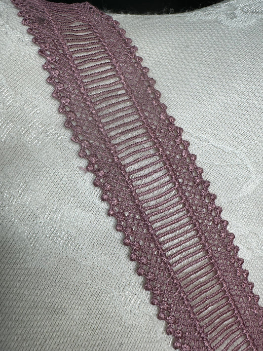 3.5cm Lace, Lace, Mauve, 3.5cm wide, Wide Beautiful Lace, Mauve Colour Lace trim, Dresses, Clothing, Furnishings, Crafts