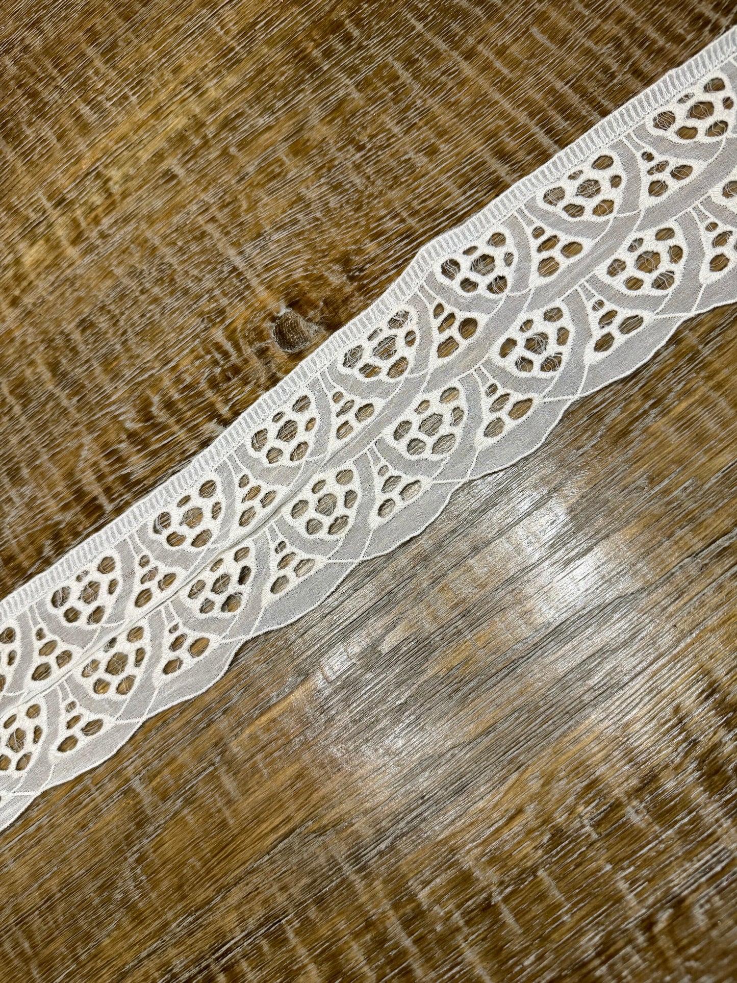 3.5” Lace, Lace, White, 8.5cm wide, Wide Beautiful Lace, Cream Lace trim, Dresses, Clothing, Furnishings, Crafts