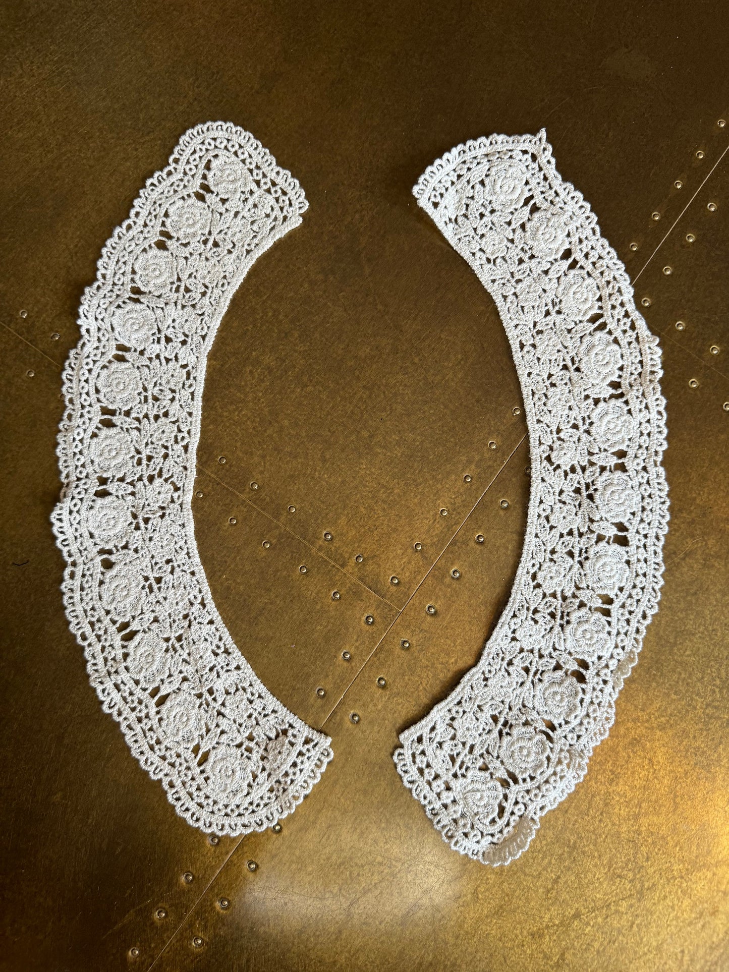 Peter Pan Collar, Neck trimming, Cotton Collar, Vintage Style, Sew on, Clothing, Dresses, Art, Crafts, Neck Wear, Ecru Collar