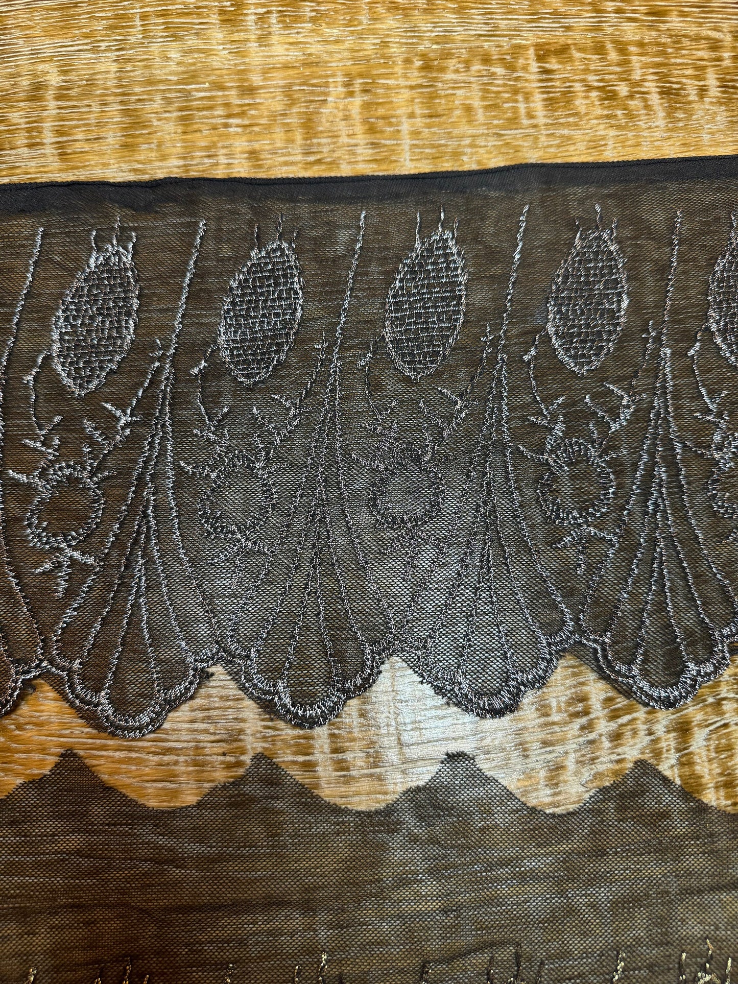 Wide Lurex Lace Trim, Silver and Gold, Black Lace