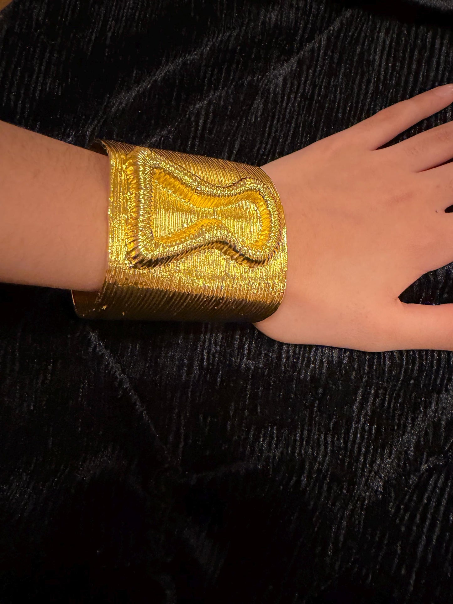 Gold Cuff Bangle, Keyhole Design Bangle, Gold Metal