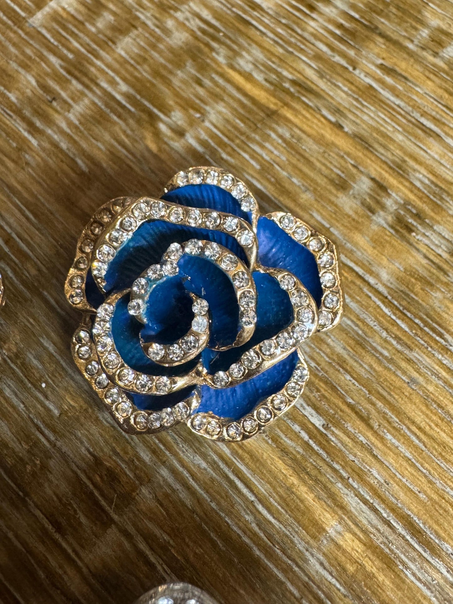 Rhinestone Rose Brooch, Diamanté Brooches, Diamanté Brooch, Black, Jewel Brooch, Gift, Quality Brooch, 3.5cm, Pin on Brooch,1.5” Size Brooch