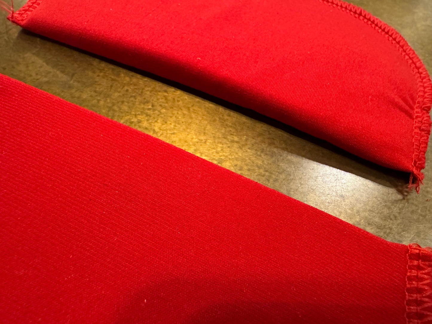 1 pair, Red Covered Shoulder Pads, 1cm Thickness, Red, Blazer, Coat, Dresses, Tailors, High Quality, UK Made