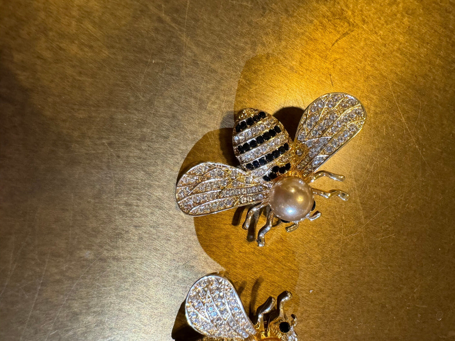 Bee Pin on Brooch, Diamanté & Pearl, Gift, Elegant Brooch, 5cm x 3cm, 2” Wide, Brooch, Elegant