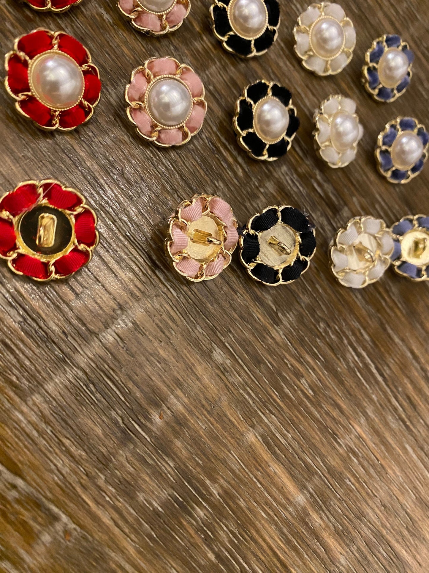 Velvet Pearl Metal Buttons, Couture Style, 2cm 34L