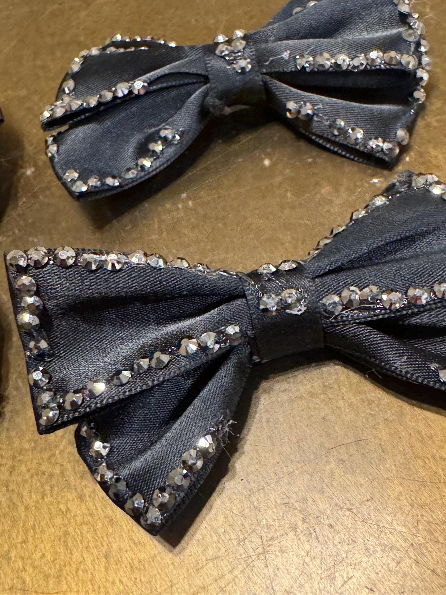 Bows, Pin on Bow, Sew on Bow, Handmade Bow, Gifts, Wrapping Bow, Bow, Fashion Bow, Clothing, Crafts, Bags, Cards, Furnishings, 3”x2”