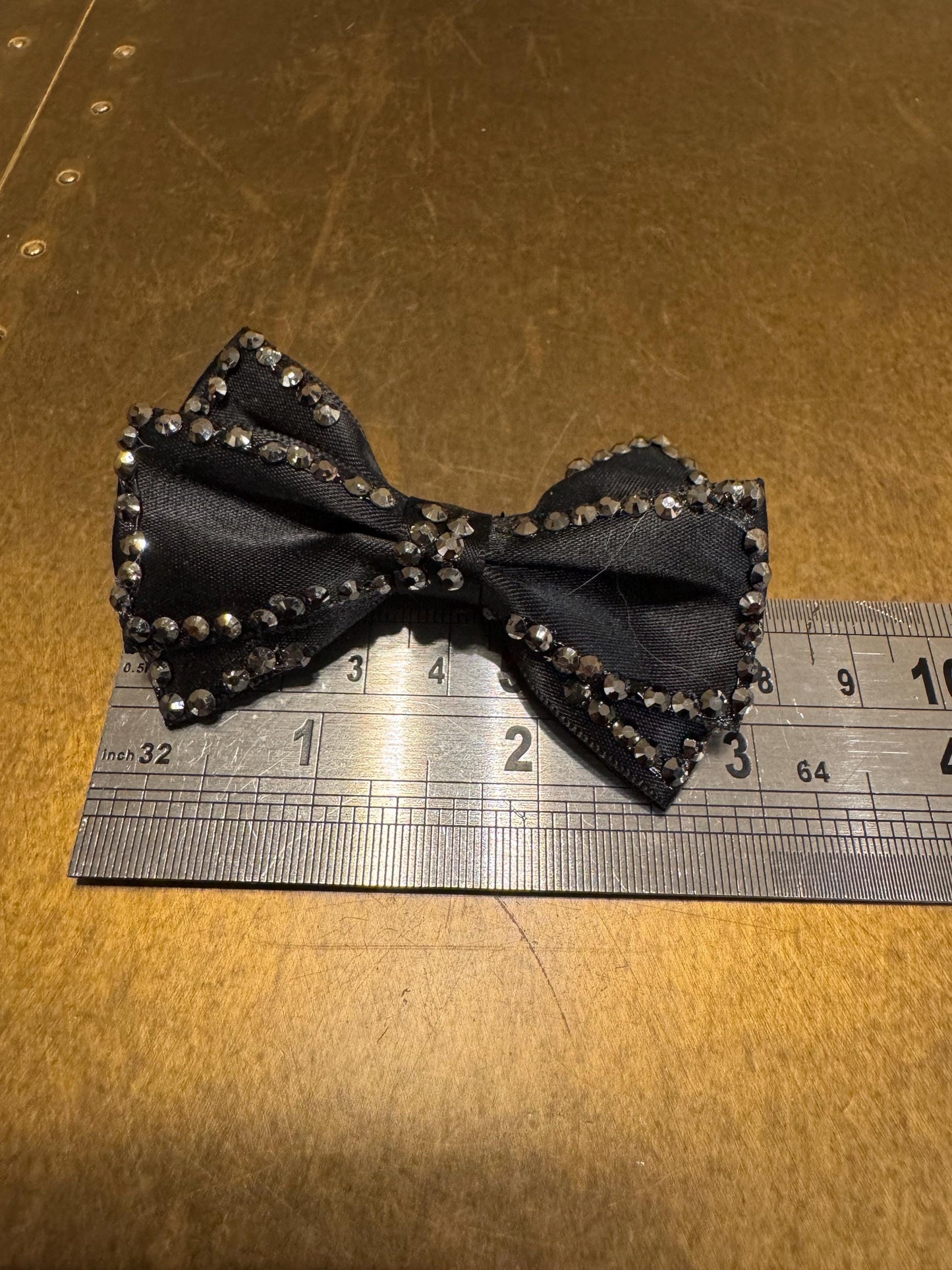 Bows, Pin on Bow, Sew on Bow, Handmade Bow, Gifts, Wrapping Bow, Bow, Fashion Bow, Clothing, Crafts, Bags, Cards, Furnishings, 3”x2”