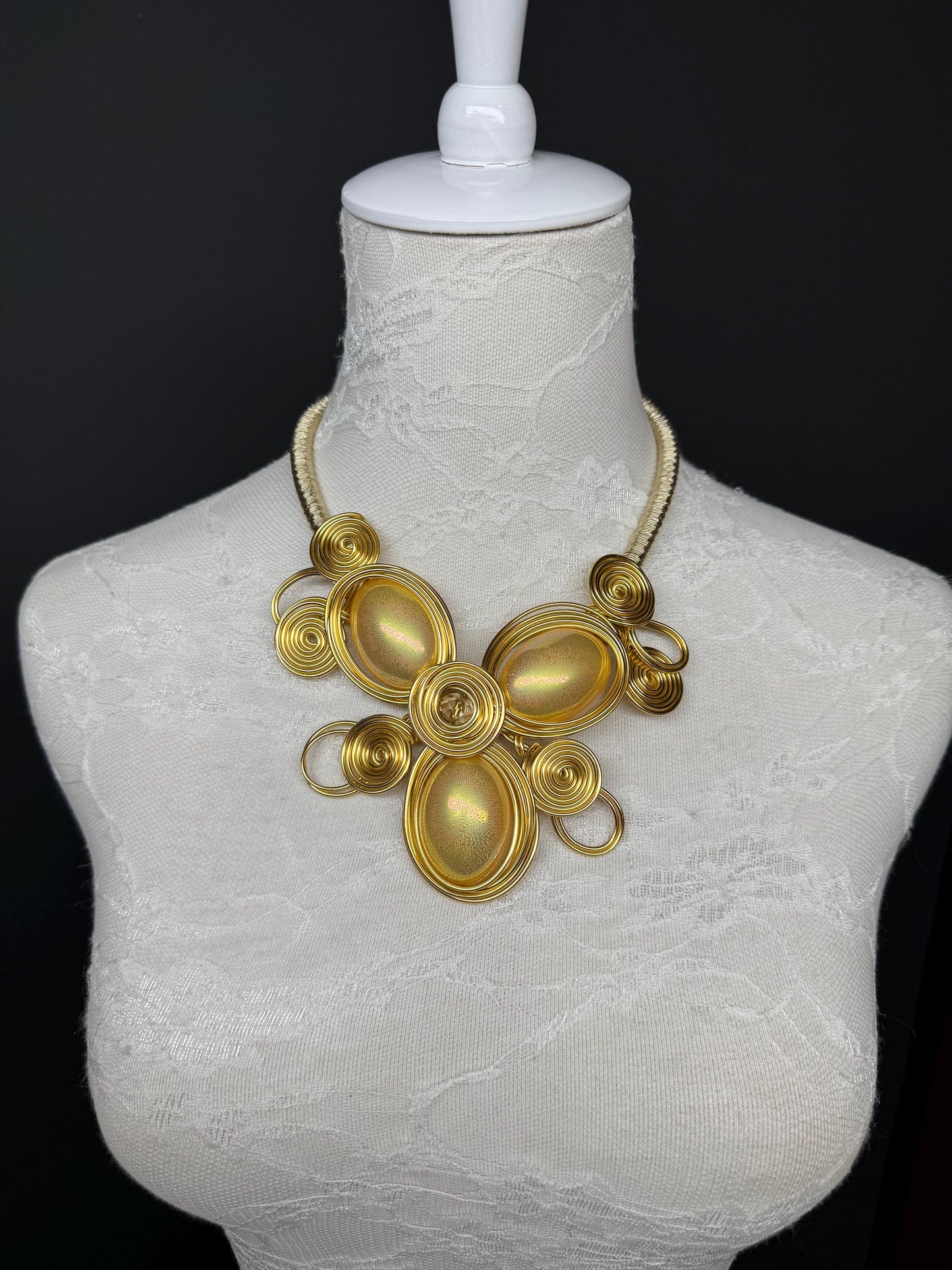 Gold Necklace, Abstract Style, High Quality, Chain Necklace, Fashion, FAN Design, Gift, Beach, Resort, Gift, Festival, Elegant, Statment