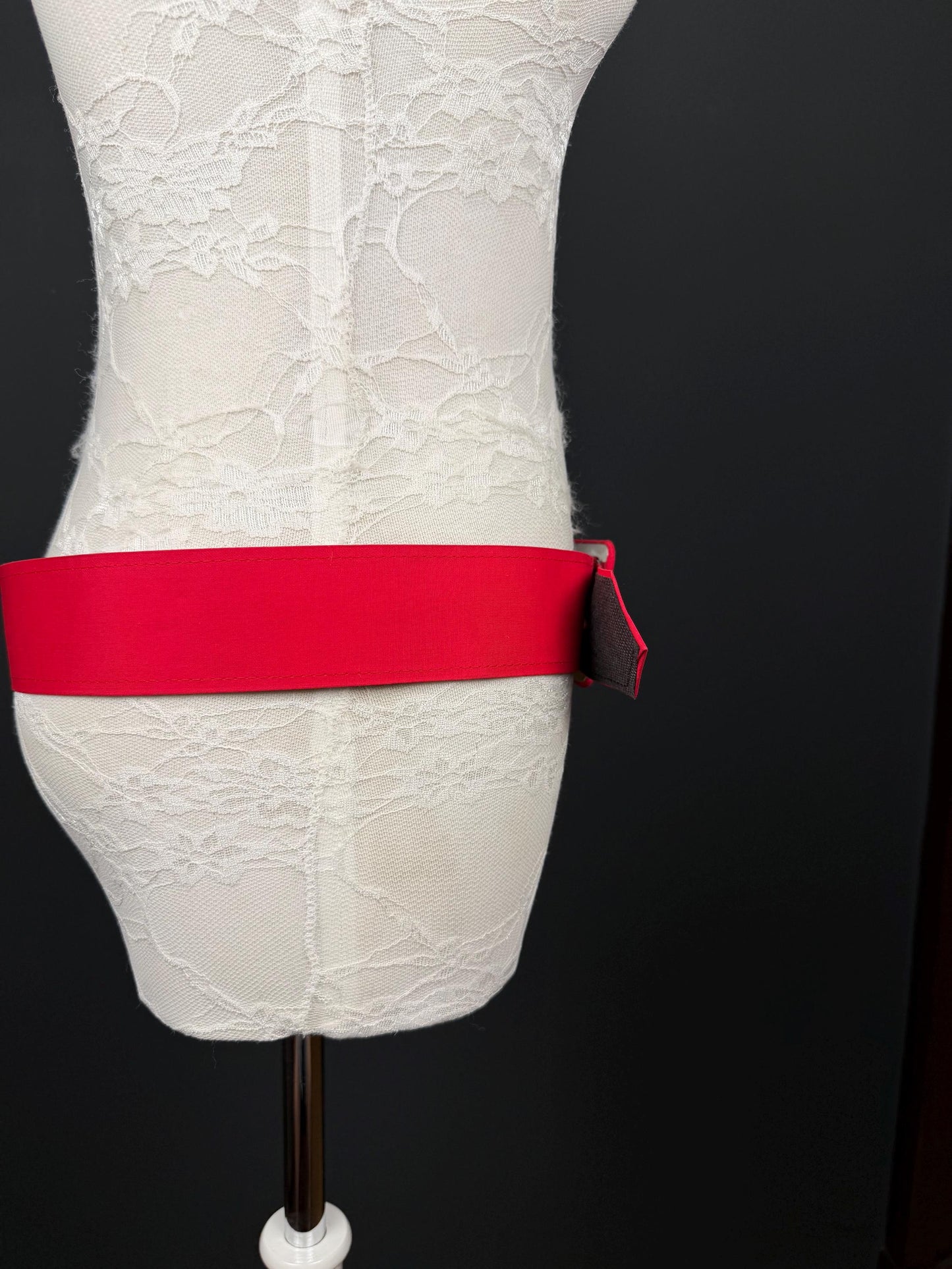Belt, Red Fabric Covered Belt, 2” Wide, Square Buckle, Fashionable Belt, UK Size 8-12, 38” Long, Wide Belt