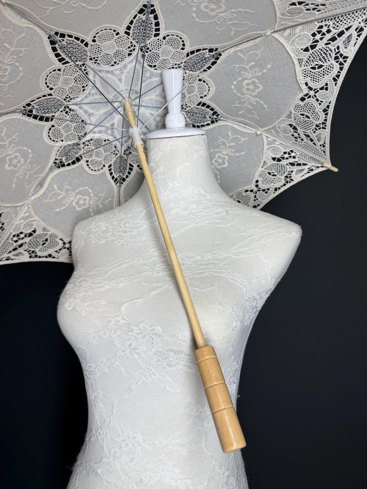 Ecru Beige Lace Umbrella: Vintage Style Wedding Sun Protection