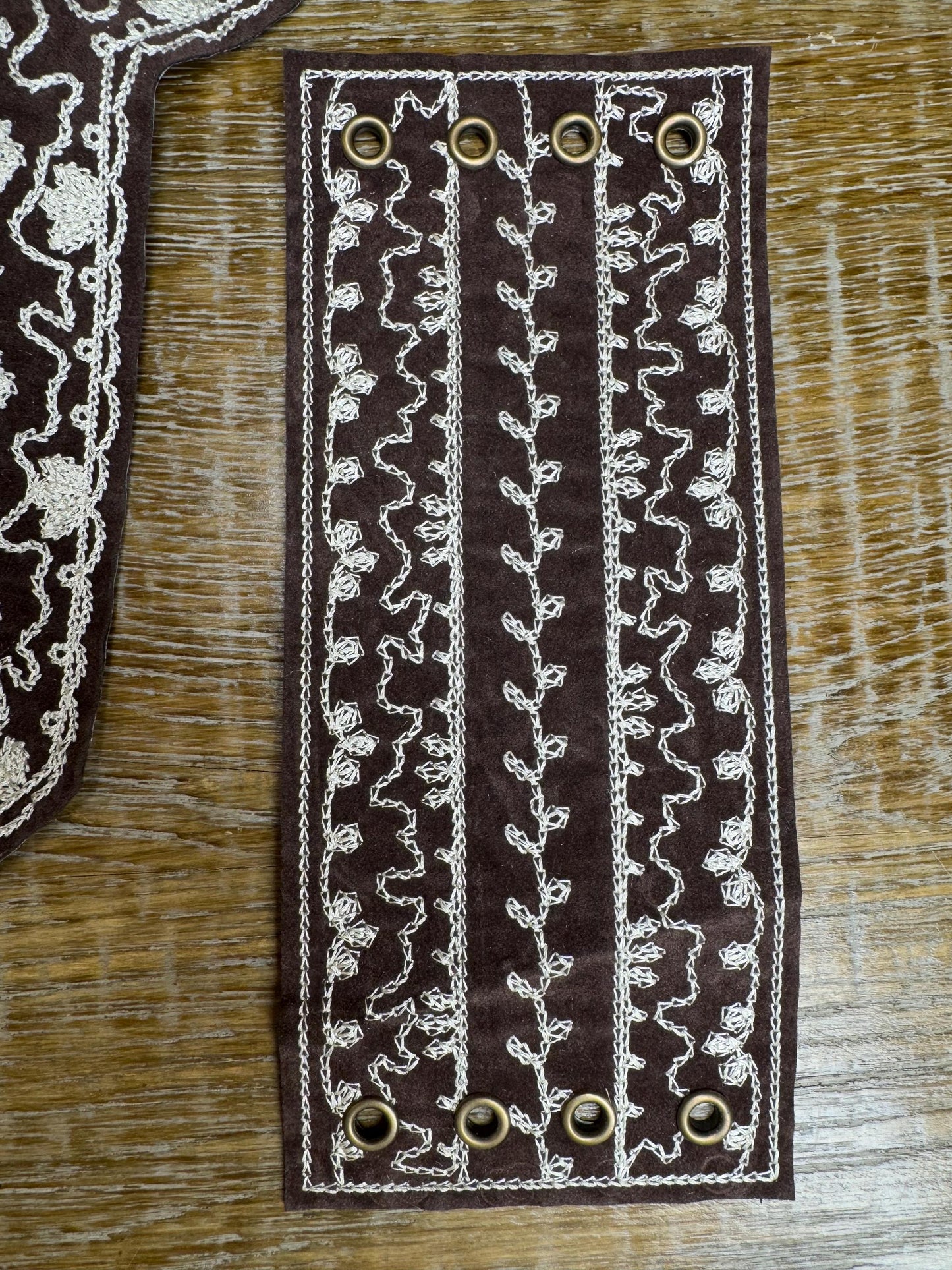 Appliqué, Stylish Trim, Vintage Style, Brown, Eegant, Easy to Sew, Sewing, Lace, Dresses, FAN Design, FAN Fashion