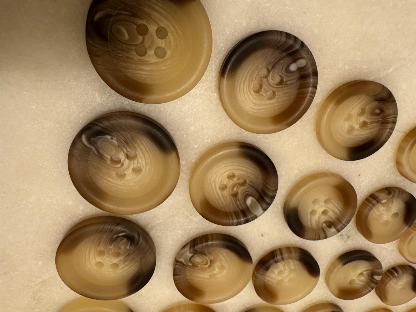 Mock Horn Button, 6 Sizes, 25mm, 23mm, 21mm, 18mm, 15mm, 12mm, 11.5mm