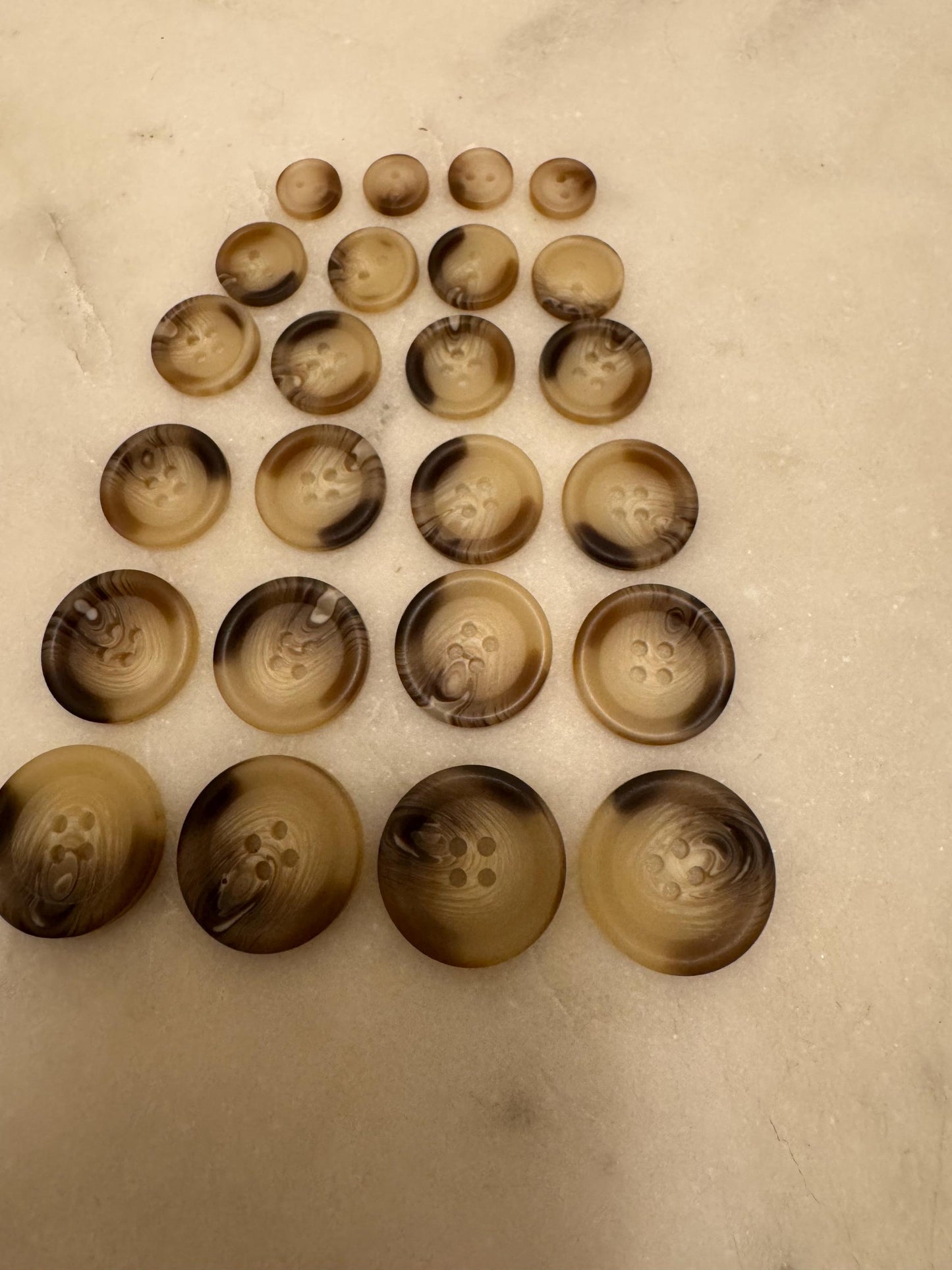 Mock Horn Button, 6 Sizes, 25mm, 23mm, 21mm, 18mm, 15mm, 12mm, 11.5mm