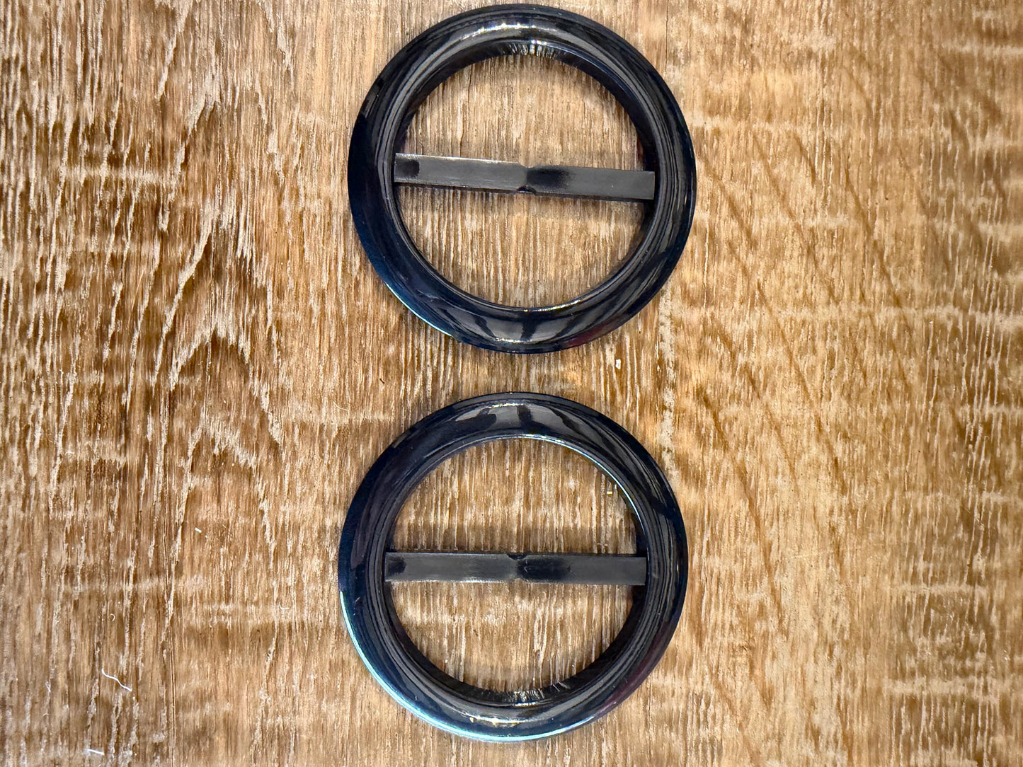 Black Plastic Round Buckle, 7cm, with optional Prong