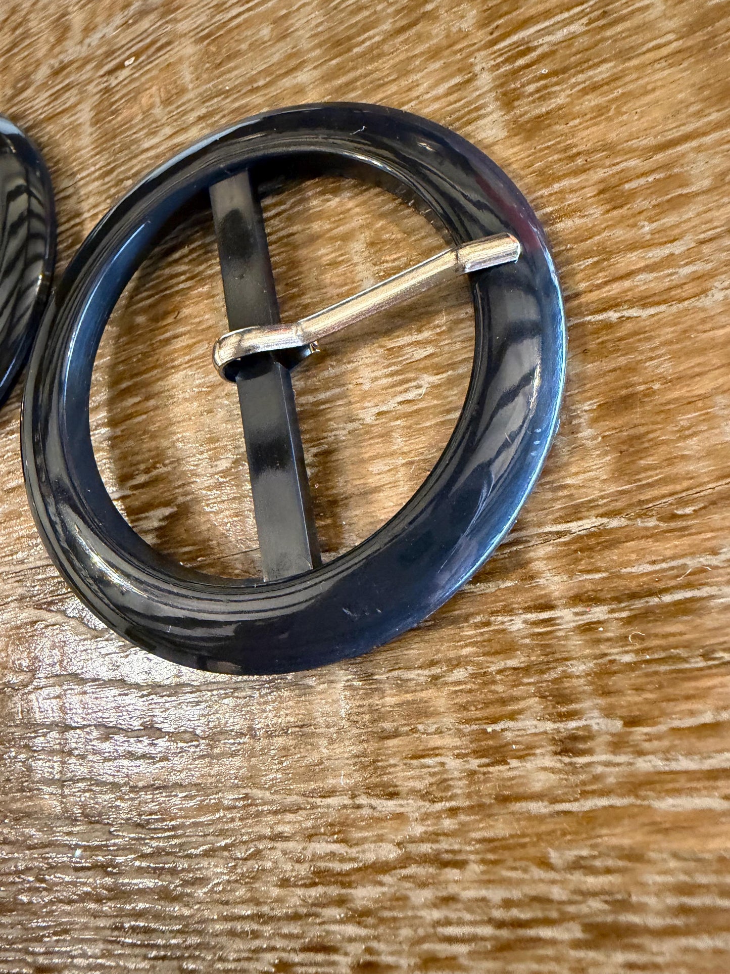 Black Plastic Round Buckle, 7cm, with optional Prong