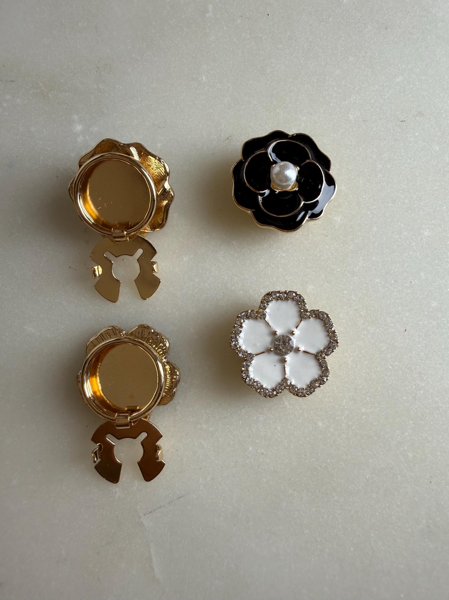 Flower Button Covers for Shirts (Fits up to 18L), Bridal & Wedding Shirt Accessories