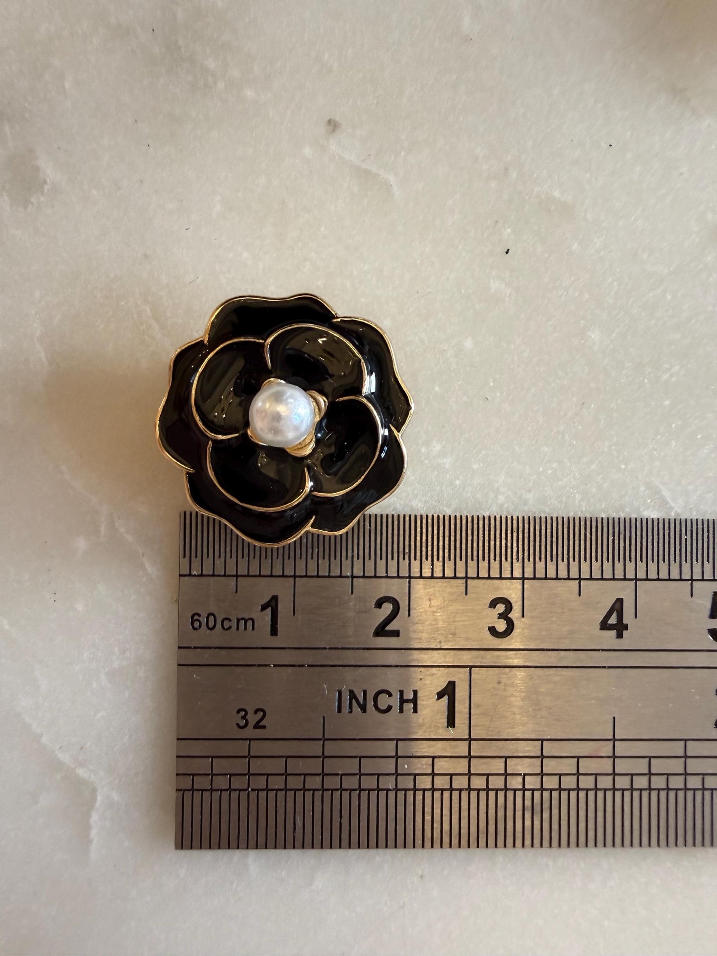 Flower Button Covers for Shirts (Fits up to 18L), Bridal & Wedding Shirt Accessories